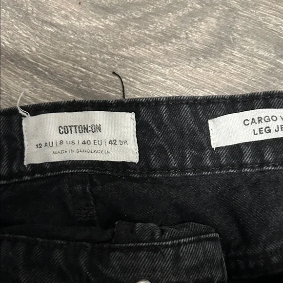 Women’s Black Cargo Pants - Picture 2 of 3